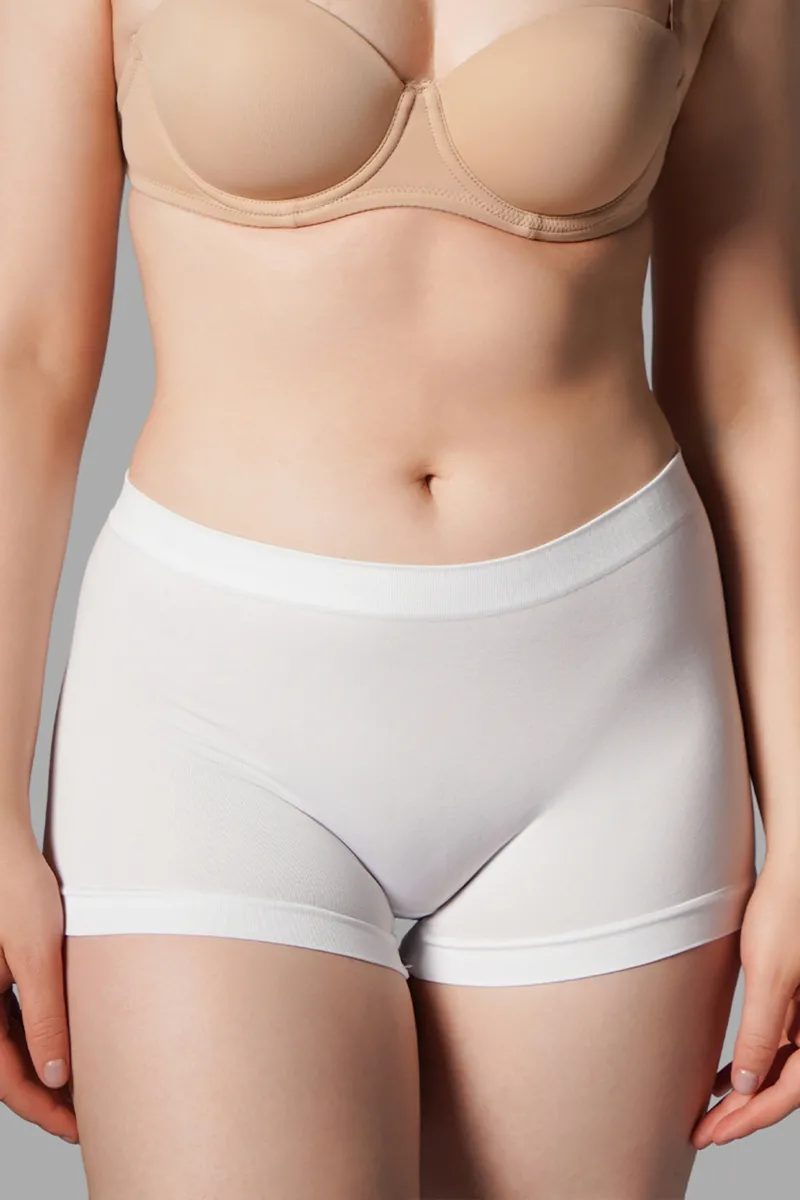 KADIN BOXER Toparlayıcı İz Yapmayan Seamless Örme BOXER 2001 Beyaz görseli