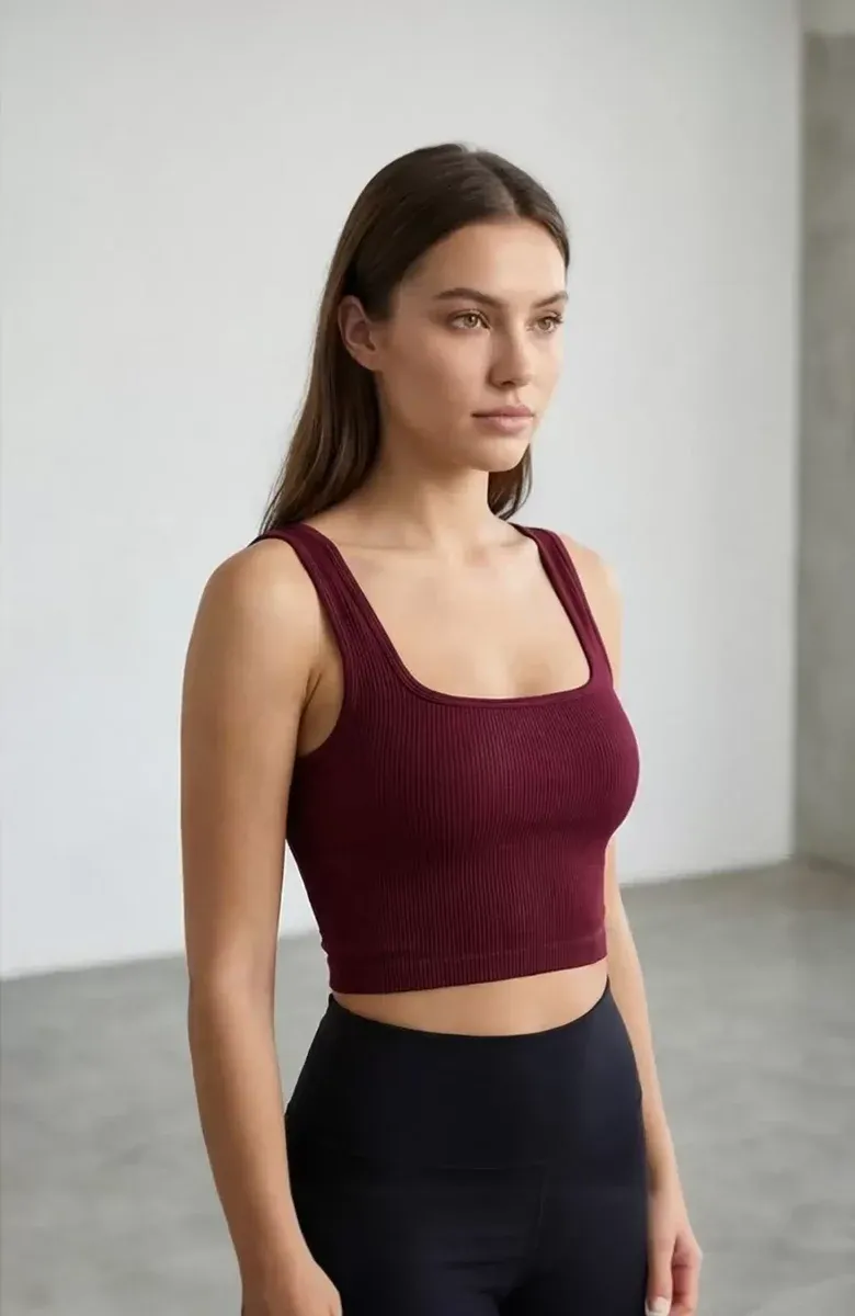Kadın Bordo Kalın Askılı Crop Top Büstiyer – Modern ve Şık Tasarım görseli