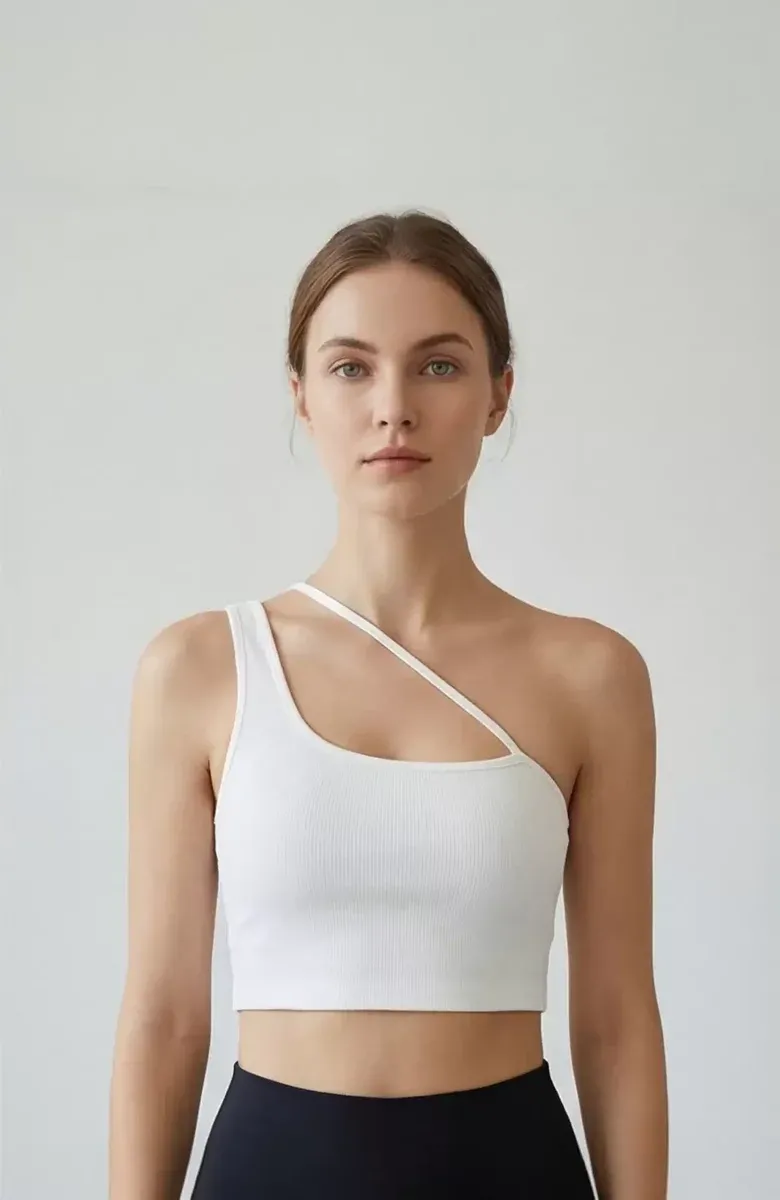 Kadın Beyaz Tek Omuzlu Çapraz Askılı Crop Top Büstiyer görseli