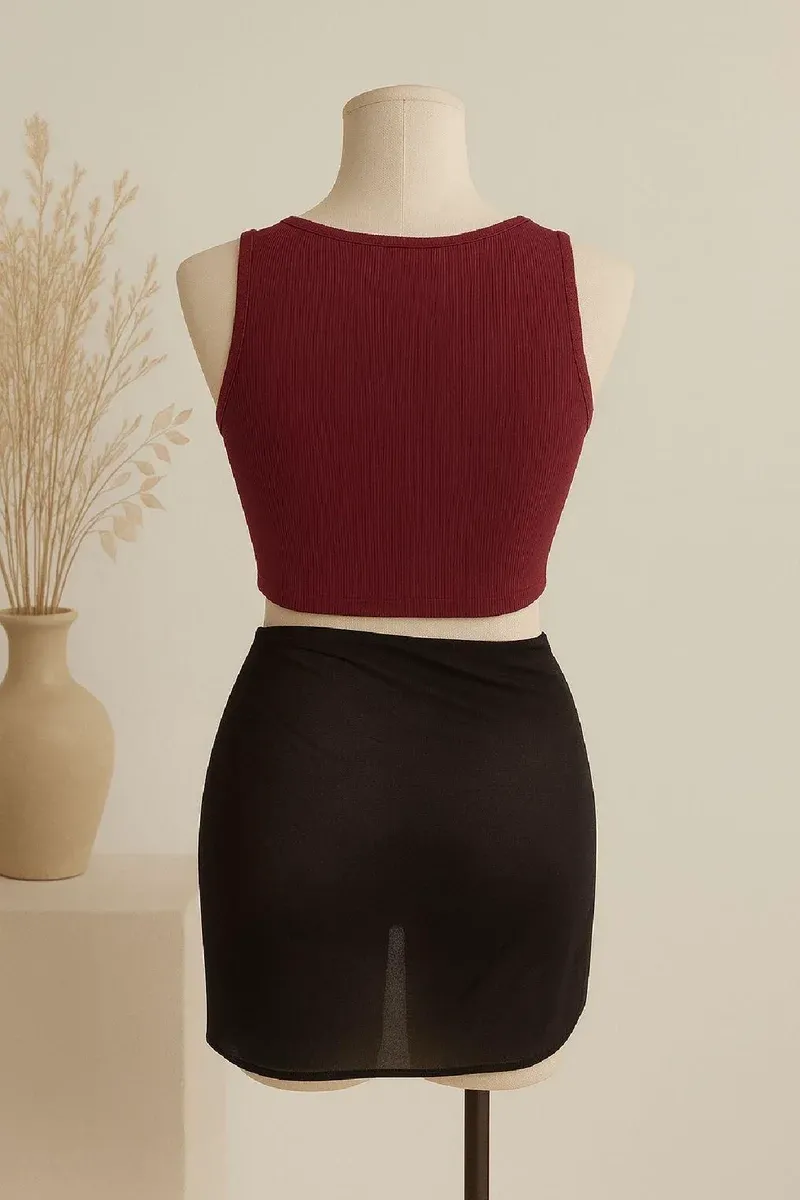 Kadın Bordo Yuvarlak Yaka Crop ve Siyah Pareo 2'li Set – Modern ve Şık Tasarım görseli