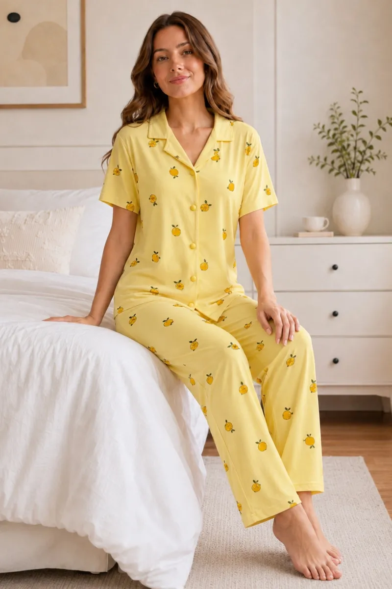 Sarı Limon Desenli Kısa Kollu Gömlek Yaka Milan Kumaş Kadın Pijama Takımı görseli