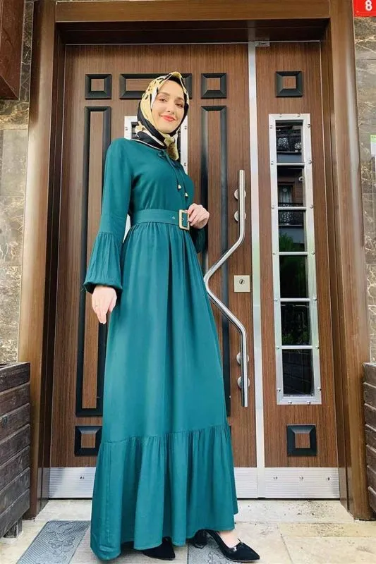 Kemer Detaylı Tesettür Elbise ZÜMRÜT YEŞİLİ görseli