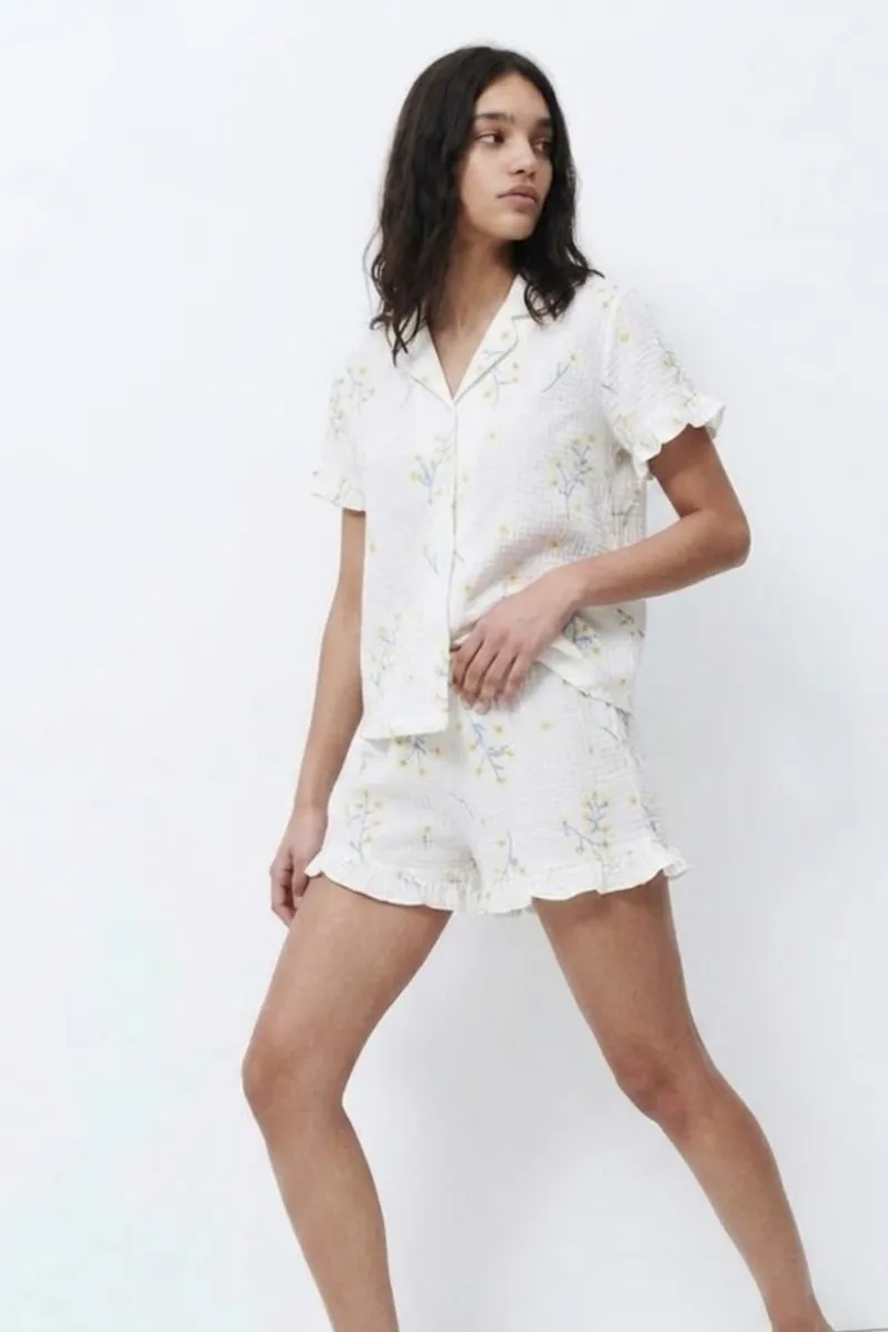 Kadın Desenli Trend Çok Renkli Pijama Takımı görseli