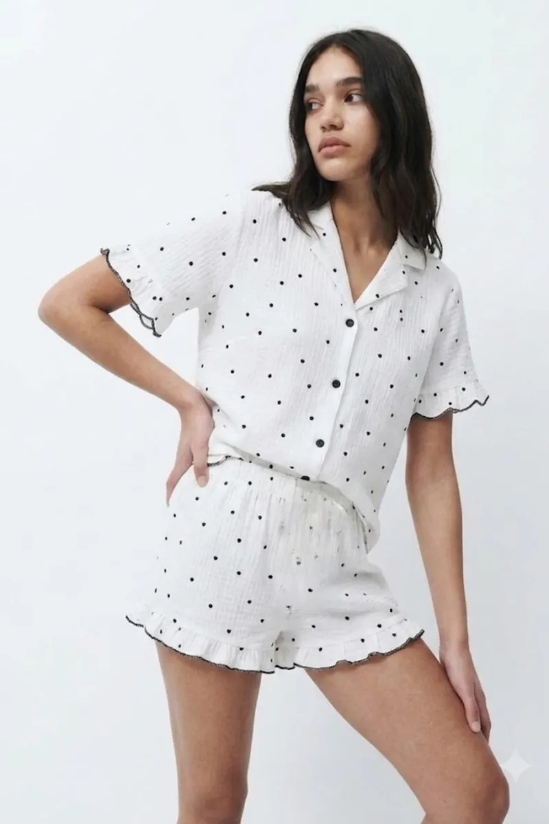Kadın Desenli Trend Beyaz Pijama Takımı görseli