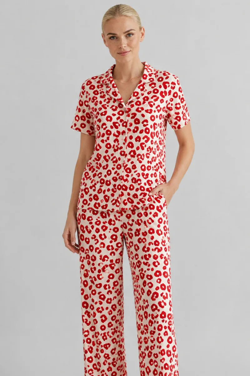 Kırmızı Leopar Desenli Bürümcük Kumaş Pijama Takımı 4644-Beyaz görseli