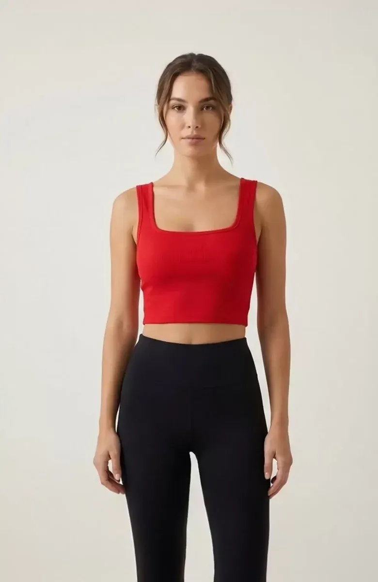 Kadın Kırmızı Kalın Askılı Crop Top Büstiyer – Modern ve Şık Tasarım görseli