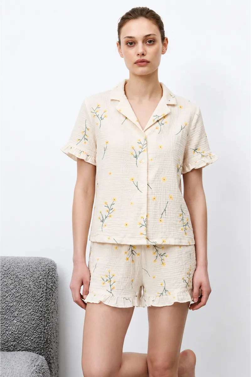 Kadın Premium Fırfırlı Çok Renkli Pijama Takımı görseli