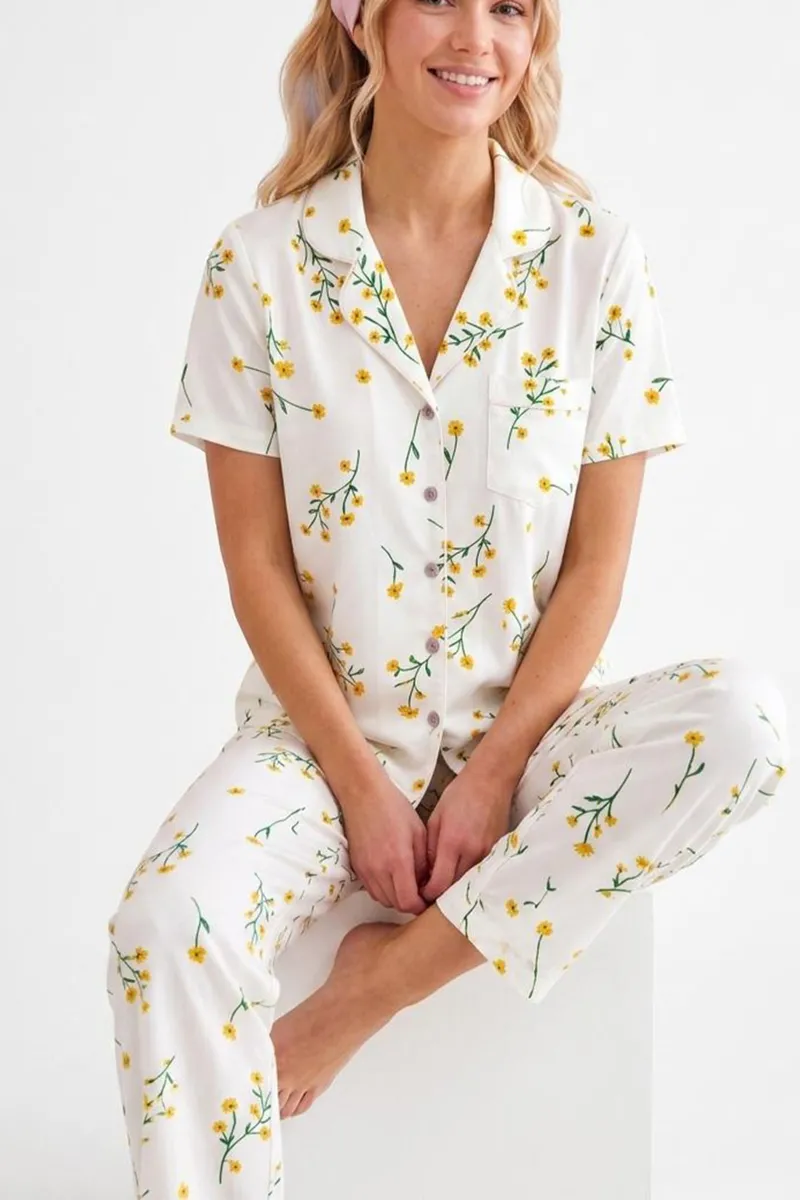 Çiçek Baskılı Bürümçük kumaş Kısa Kollu Pijama Takımı 6067 Çok Renkli görseli