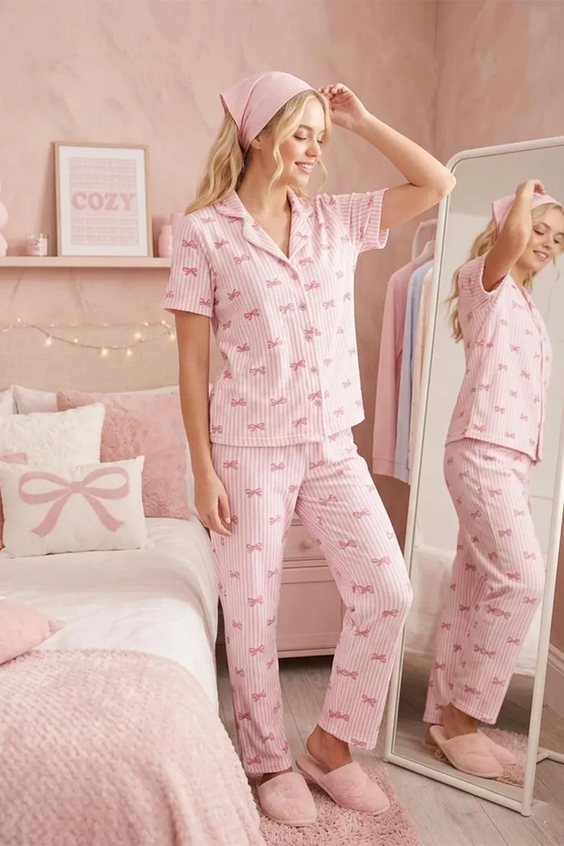 Pembe Kurdele Desenli Bürümçük kumaş Kısa Kollu Pijama Takımı 6064 görseli