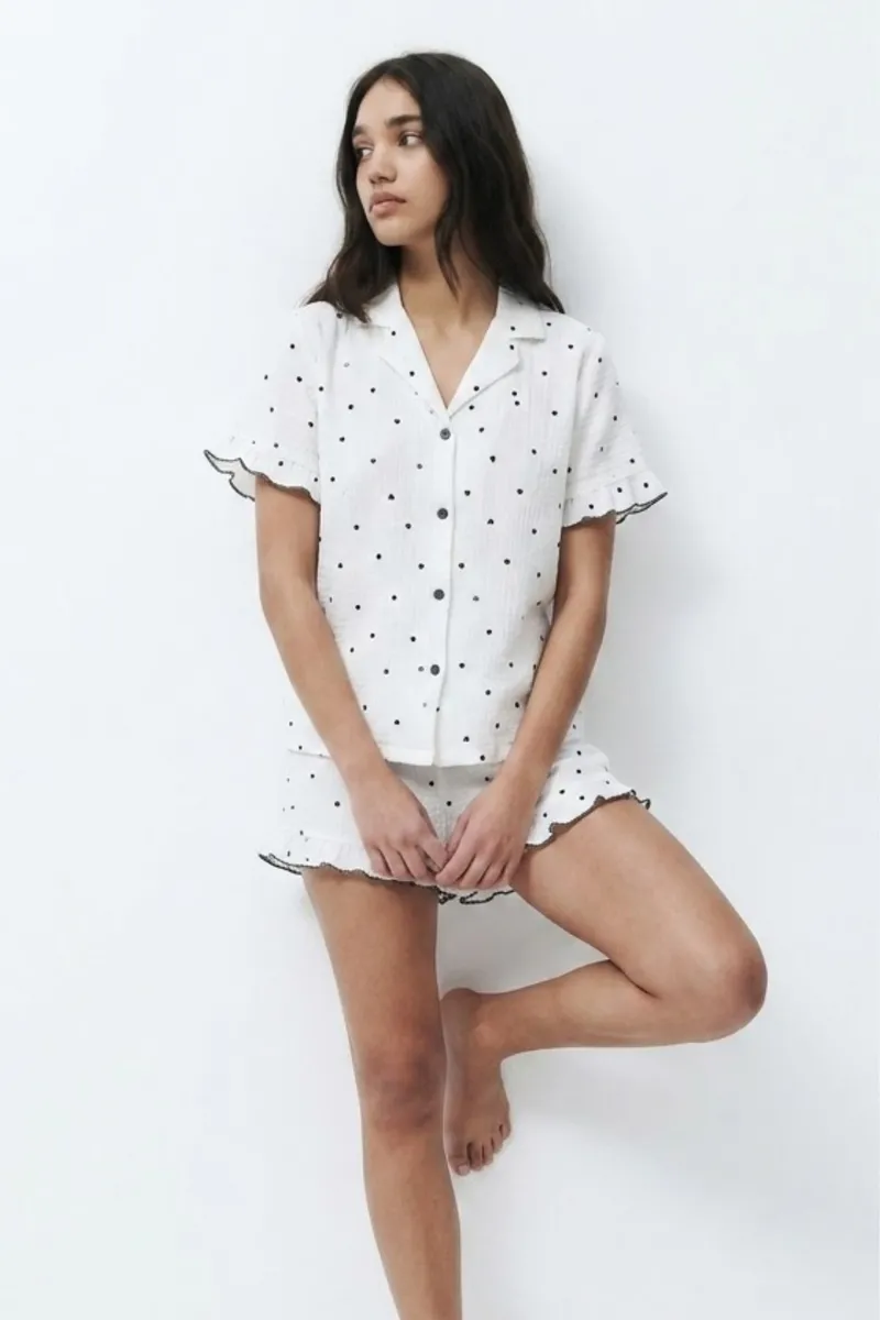 Kadın Desenli Trend Beyaz Pijama Takımı görseli