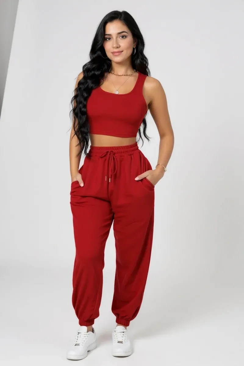 Kadın Kırmızı Kaşkorse Cepli Jogger Eşofman Altı ve Crop Top Bluz – Şık, Rahat ve Kolay Kombinlenebilir görseli