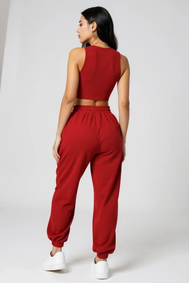 Kadın Kırmızı Kaşkorse Cepli Jogger Eşofman Altı ve Crop Top Bluz – Şık, Rahat ve Kolay Kombinlenebilir görseli