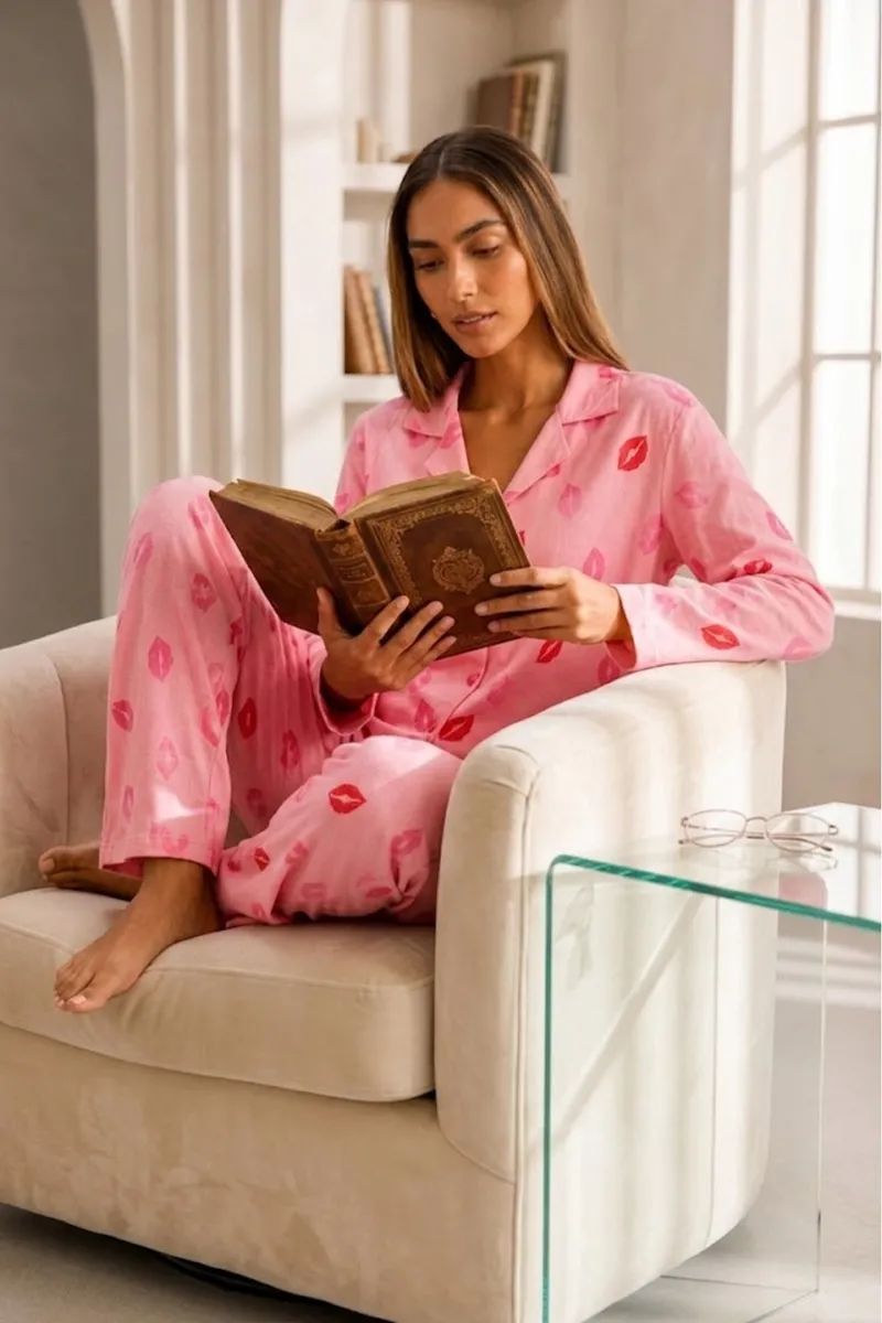 Kadın Önden Düğmeli Uzun Kollu Pembe Pijama Takımı görseli