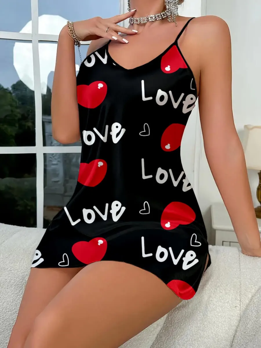Love Desenli Siyah Saten Gecelik görseli