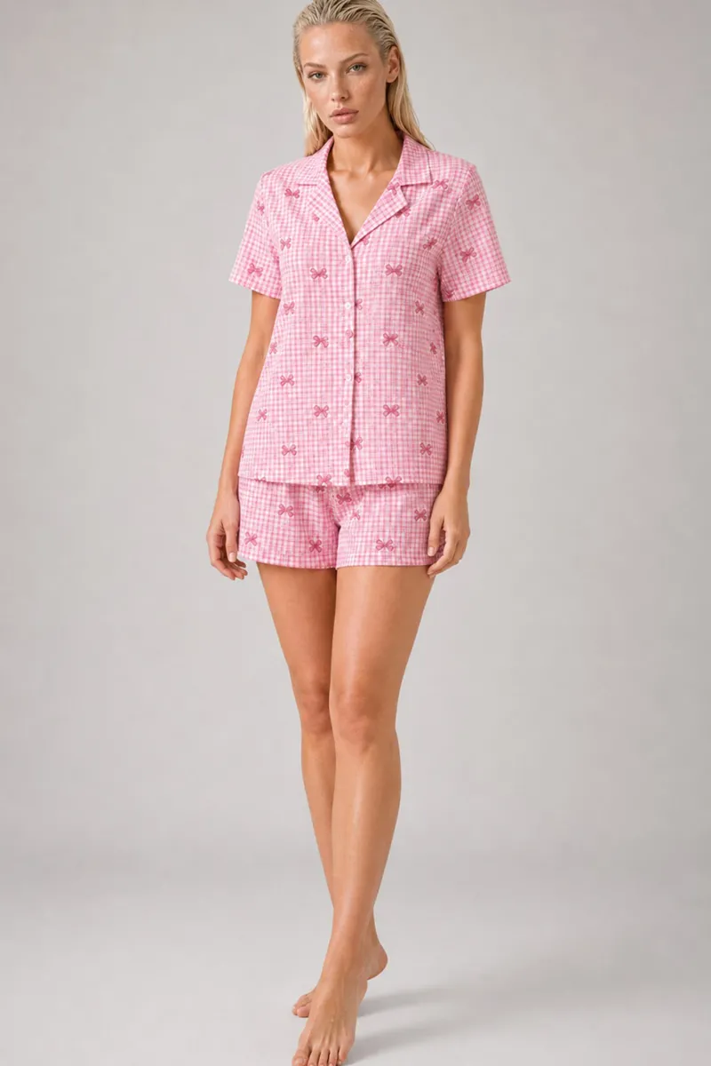 Ekose Fiyonk Desenli Şortlu Pijama Takımı Kadın Kısa Kollu Düğmeli Yazlık rahat Pembe Pijama Takımı 4634 görseli