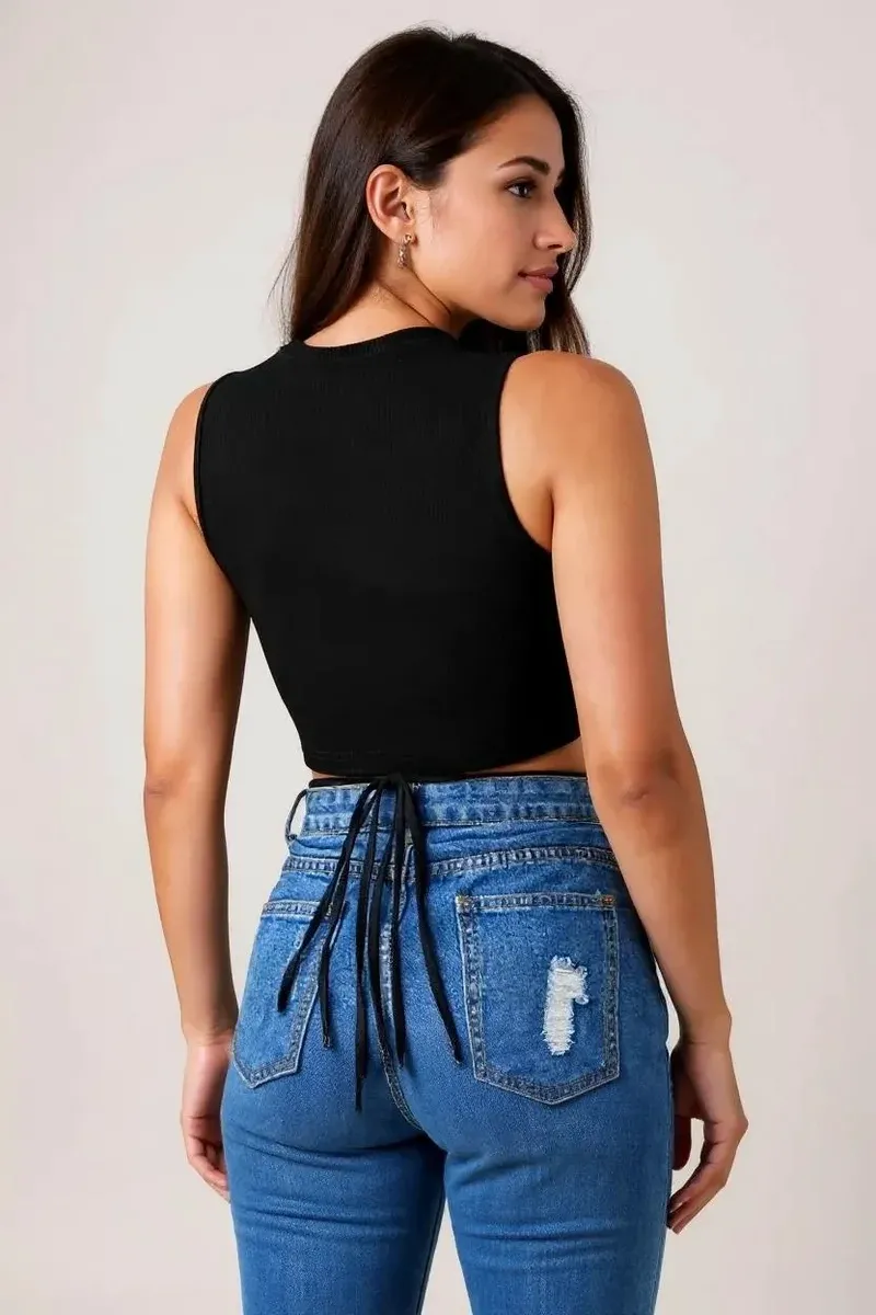Kadın Siyah Çapraz Bağlamalı Crop Top Büstiyer – Modern ve Şık Tasarım görseli